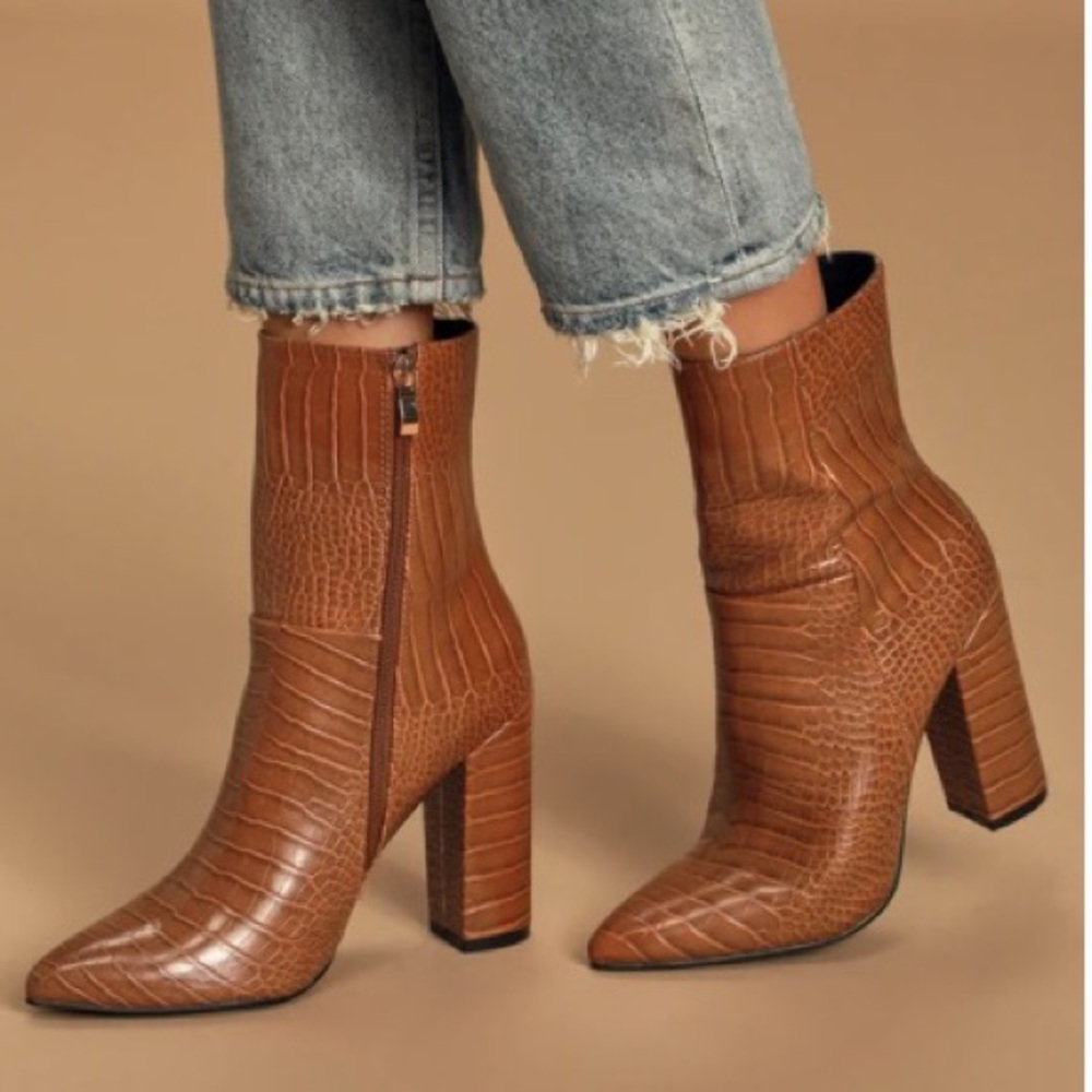 Lulu’s Tan Crocodile Pointed-Toe Mid-Calf boots